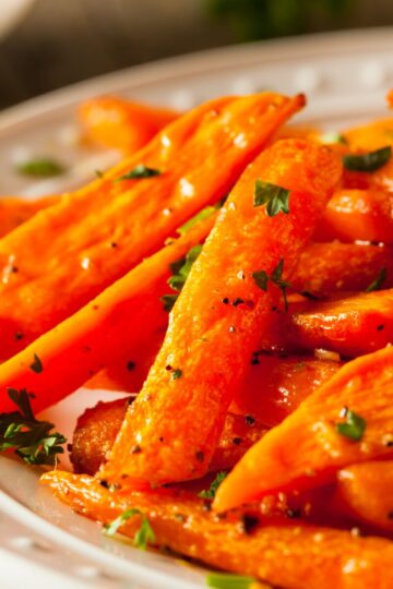 Healthy balsamic roasted carrots  